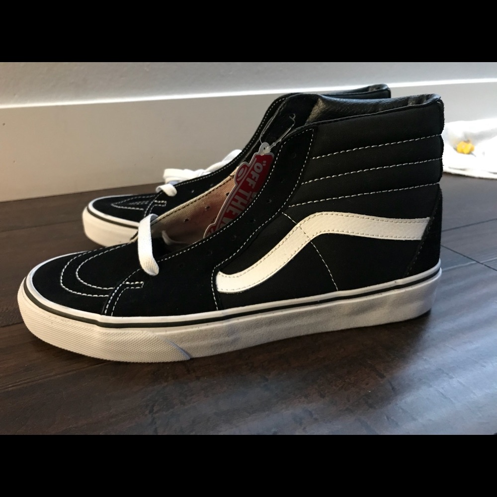 Men’s brand new Hightop Vans